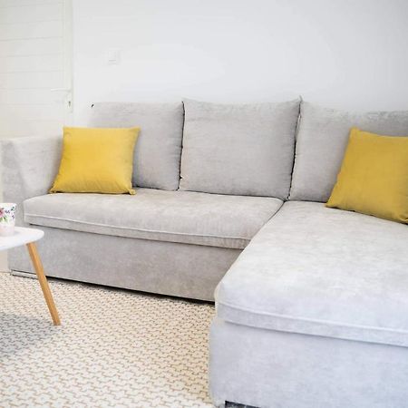 2 Bedroom Apartment Lambisea Kos Town Ngoại thất bức ảnh