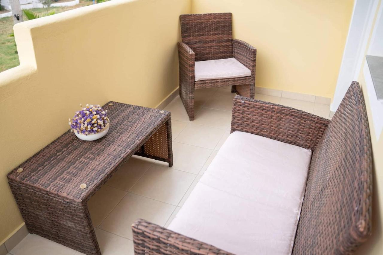 2 Bedroom Apartment Lambisea Kos Town Ngoại thất bức ảnh